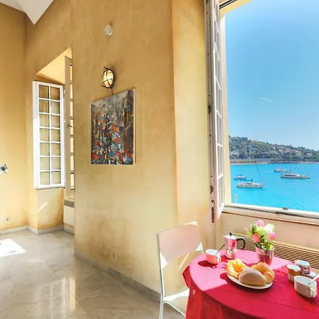 Quai Des Marinieres Ap2015 By Riviera Homes Villefranche-sur-Mer